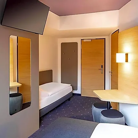 Hotel Freiburg-sued 3*