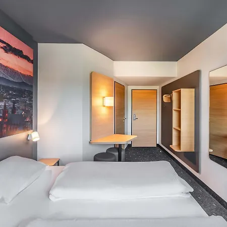 Hotell Freiburg-sued 3*